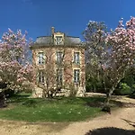 L'atelier Des Magnolias Bed & Breakfast Aumont-en-Halatte