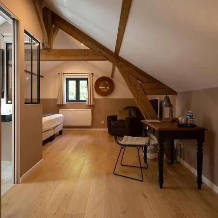 L'atelier Des Magnolias Couette-café Aumont-en-Halatte