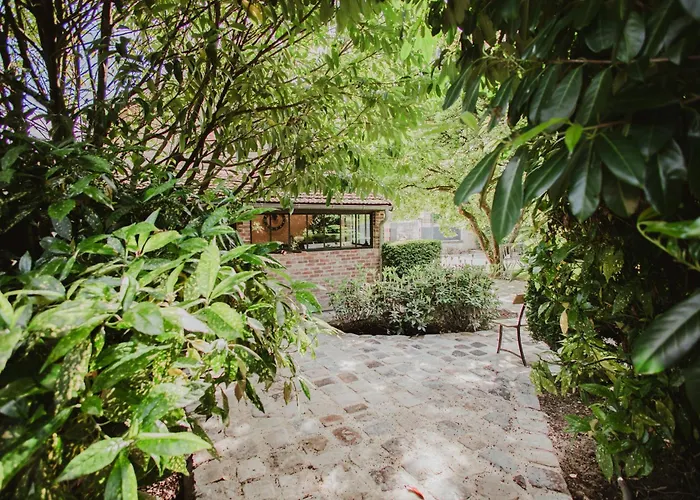 L'atelier Des Magnolias Aumont-en-Halatte